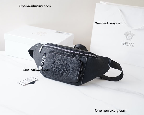 Túi đeo chéo Versace bao tử da bò nhám thiết kế túi trước nhỏ Cực Đẹp -  Onemenluxury